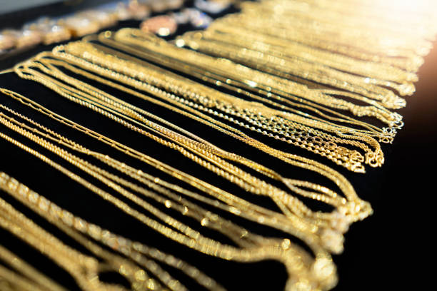 Exploring the Most Trendy Jewelry Types This Year