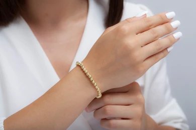The Best Bracelet Styles for Different Wrist Sizes