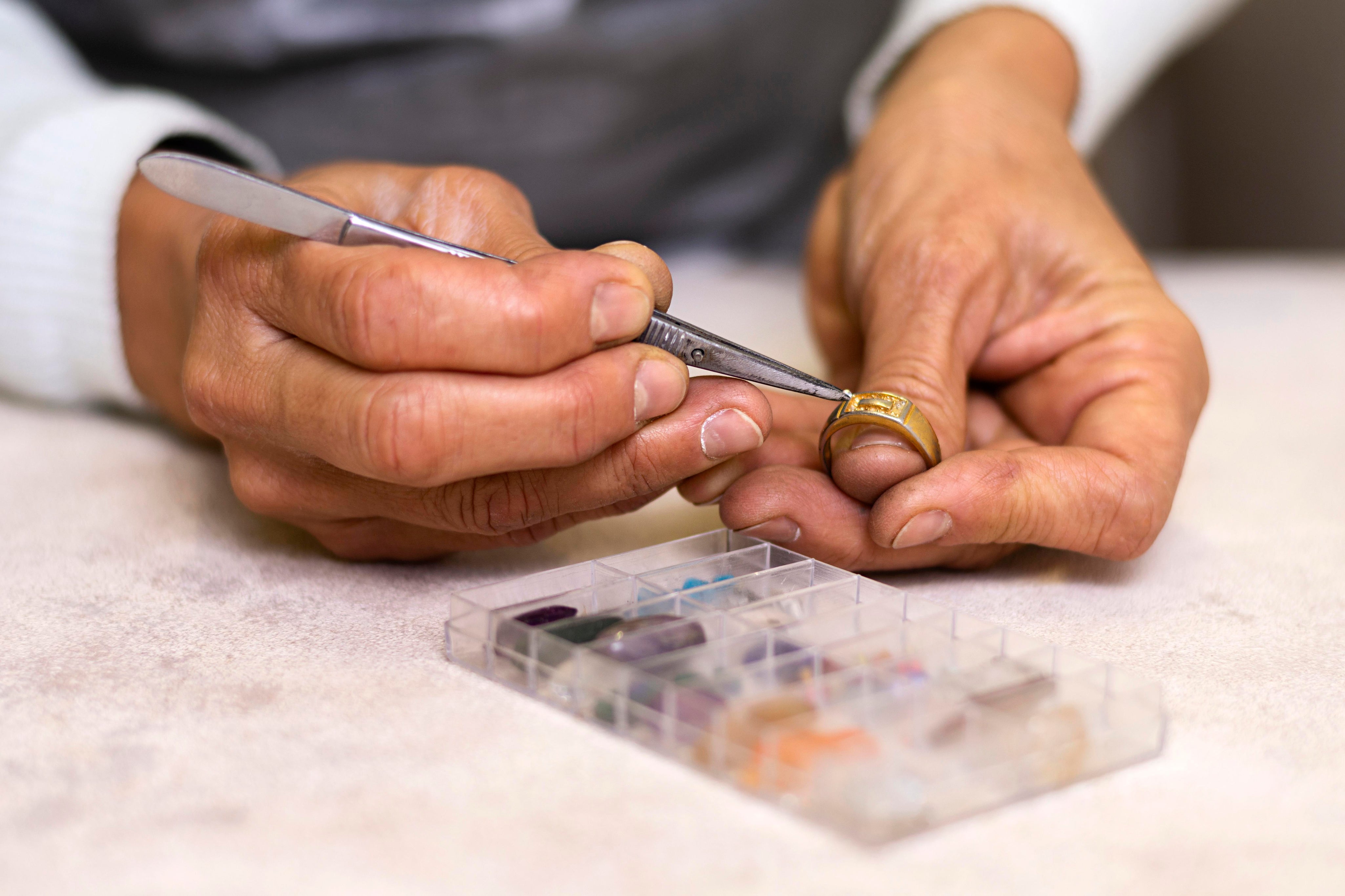 What Is Hypoallergenic Jewelry and Who Needs It?