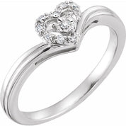 10K White Gold Natural Diamond Heart Promise Ring with 1/10 CTW and .06 CTW