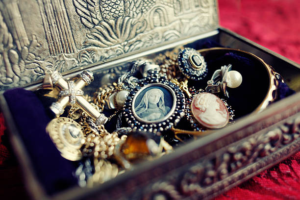 How to Identify Antique vs. Modern Jewelry