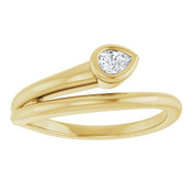 14K Yellow 1/6 CT Lab-Grown Diamond Ring