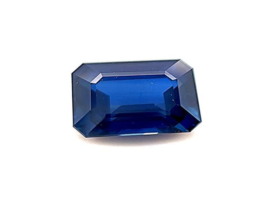 2.87ct EMERALD Sapphire