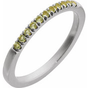 14K White Natural Peridot Ring