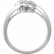 10K White Gold Natural Diamond Heart Promise Ring with 1/10 CTW and .06 CTW