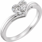 10K White Gold Natural Diamond Heart Promise Ring with 1/10 CTW and .06 CTW